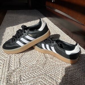 Adidas Sambas
